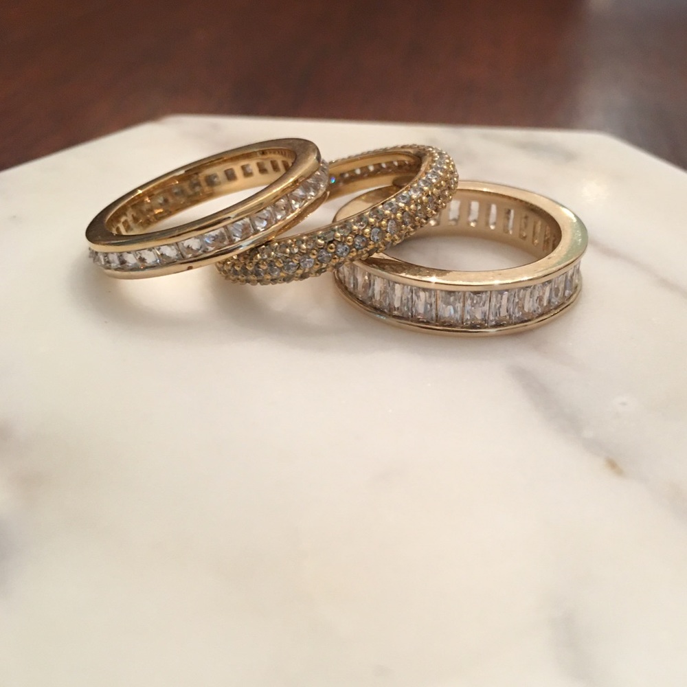 Henri Bendel stacked ring set